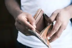Como Usar os Caça-Níqueis de Criptomoedas para Pagar Dívidas