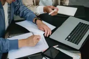 Planejamento financeiro para quem trabalha com carteira assinada: por onde começar?