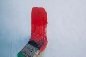 Como fazer teste de cor de tinta em casa?