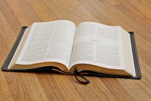 quantos anos viveu Jó da bíblia